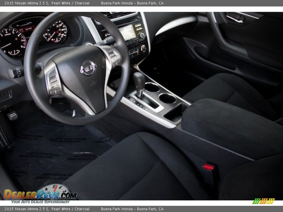 2015 Nissan Altima 2.5 S Pearl White / Charcoal Photo #11