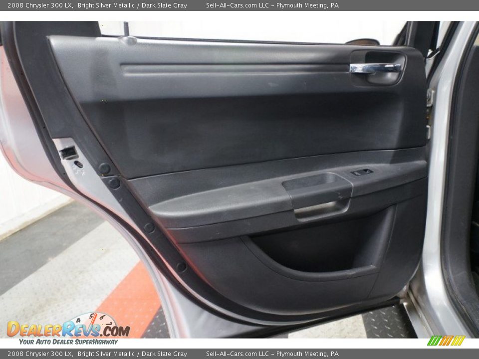 2008 Chrysler 300 LX Bright Silver Metallic / Dark Slate Gray Photo #15