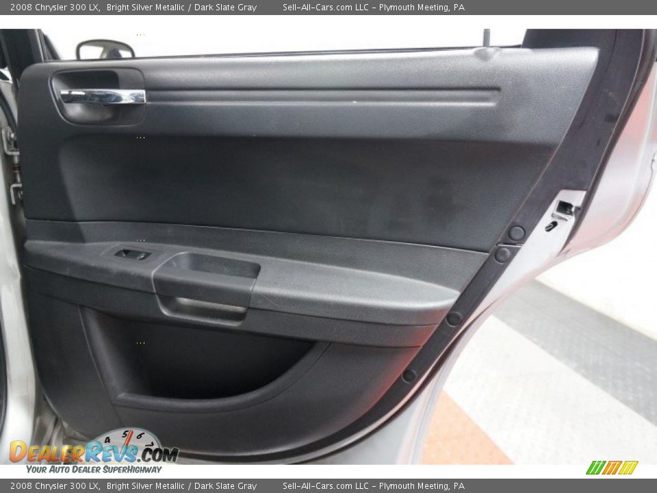 2008 Chrysler 300 LX Bright Silver Metallic / Dark Slate Gray Photo #16