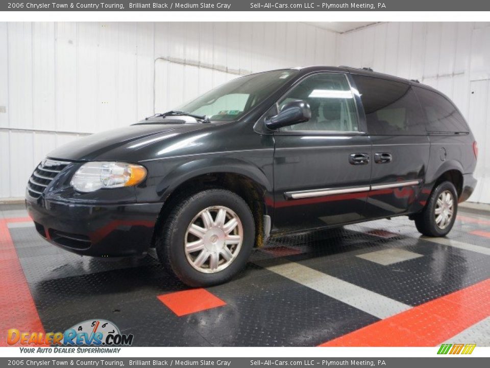 2006 Chrysler Town & Country Touring Brilliant Black / Medium Slate Gray Photo #2