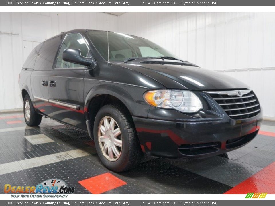 2006 Chrysler Town & Country Touring Brilliant Black / Medium Slate Gray Photo #5