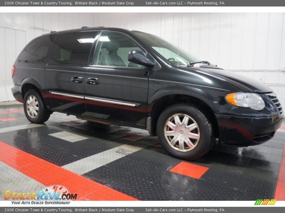 2006 Chrysler Town & Country Touring Brilliant Black / Medium Slate Gray Photo #6