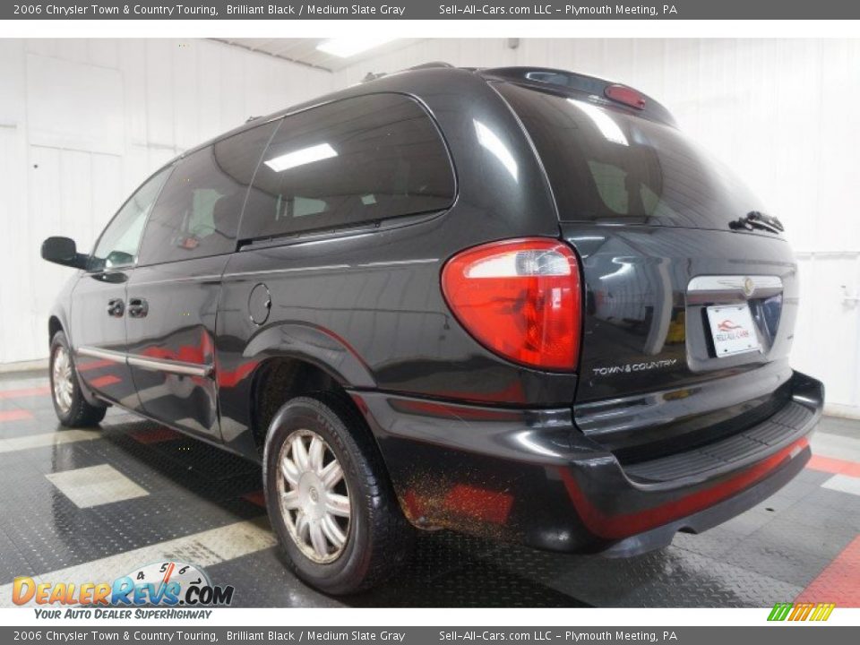 2006 Chrysler Town & Country Touring Brilliant Black / Medium Slate Gray Photo #10