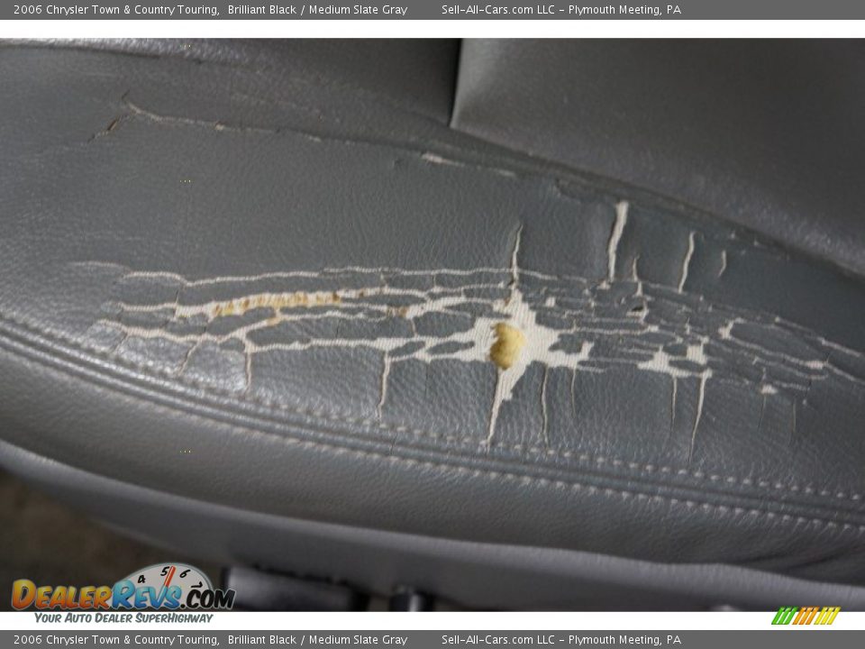 2006 Chrysler Town & Country Touring Brilliant Black / Medium Slate Gray Photo #19