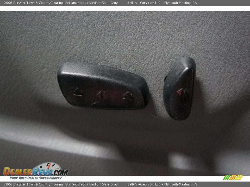 2006 Chrysler Town & Country Touring Brilliant Black / Medium Slate Gray Photo #20