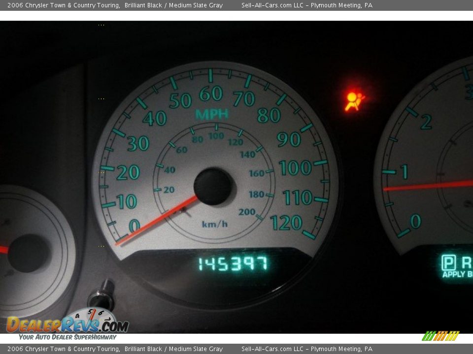 2006 Chrysler Town & Country Touring Brilliant Black / Medium Slate Gray Photo #31
