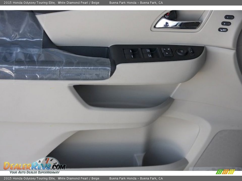 2015 Honda Odyssey Touring Elite White Diamond Pearl / Beige Photo #12