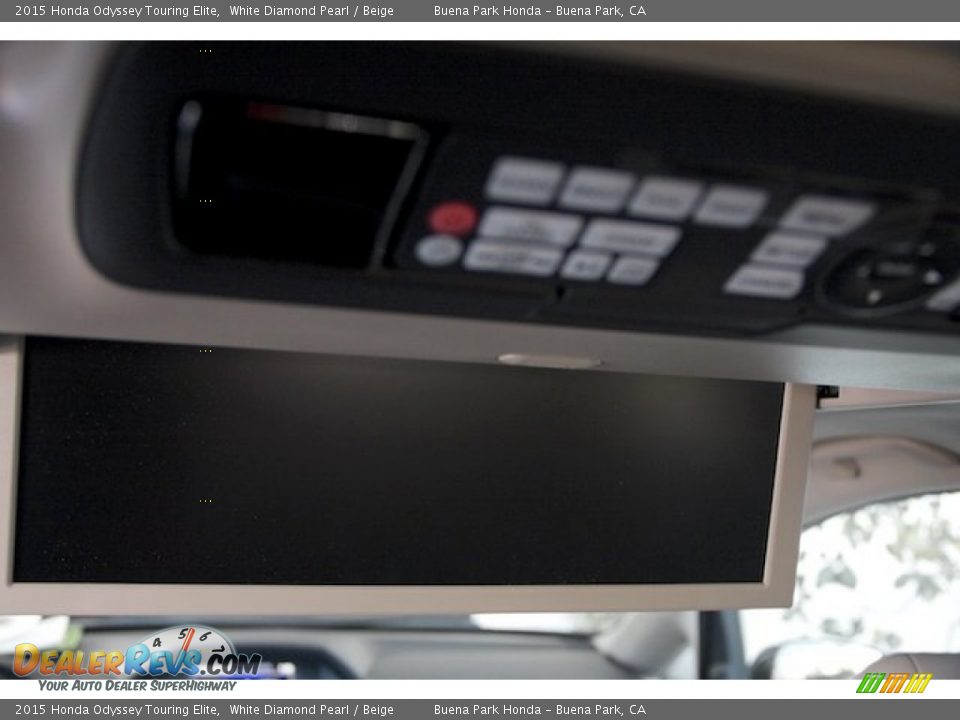 2015 Honda Odyssey Touring Elite White Diamond Pearl / Beige Photo #21