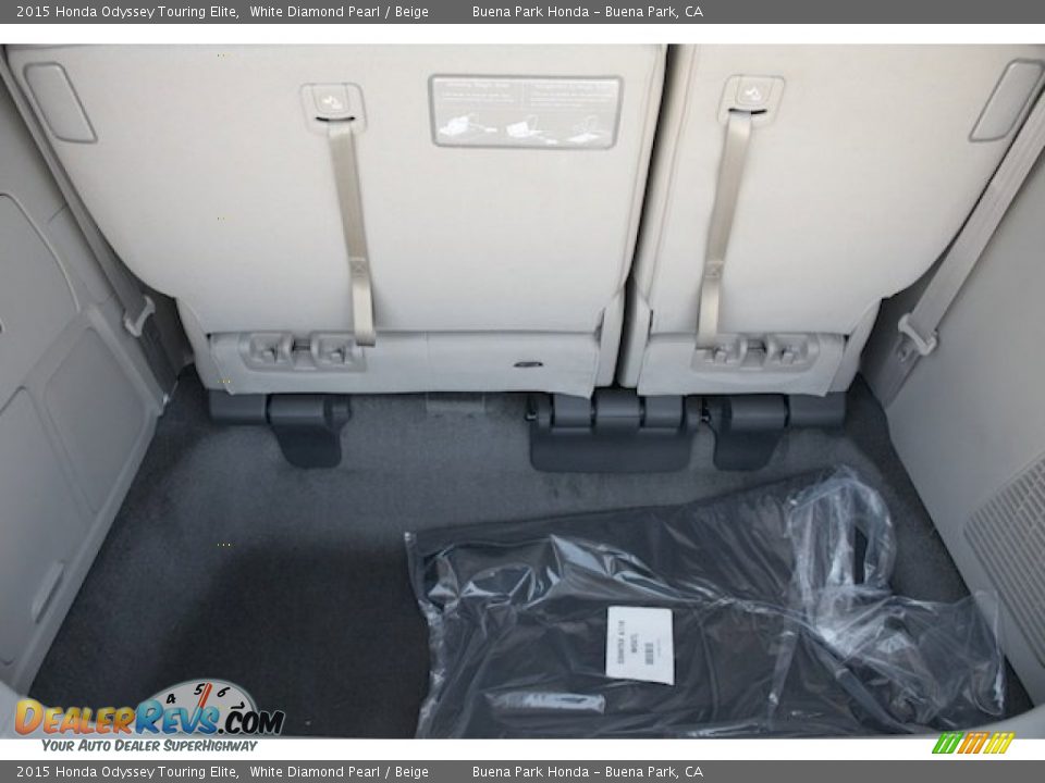 2015 Honda Odyssey Touring Elite White Diamond Pearl / Beige Photo #22