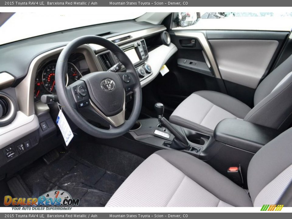 Ash Interior - 2015 Toyota RAV4 LE Photo #5