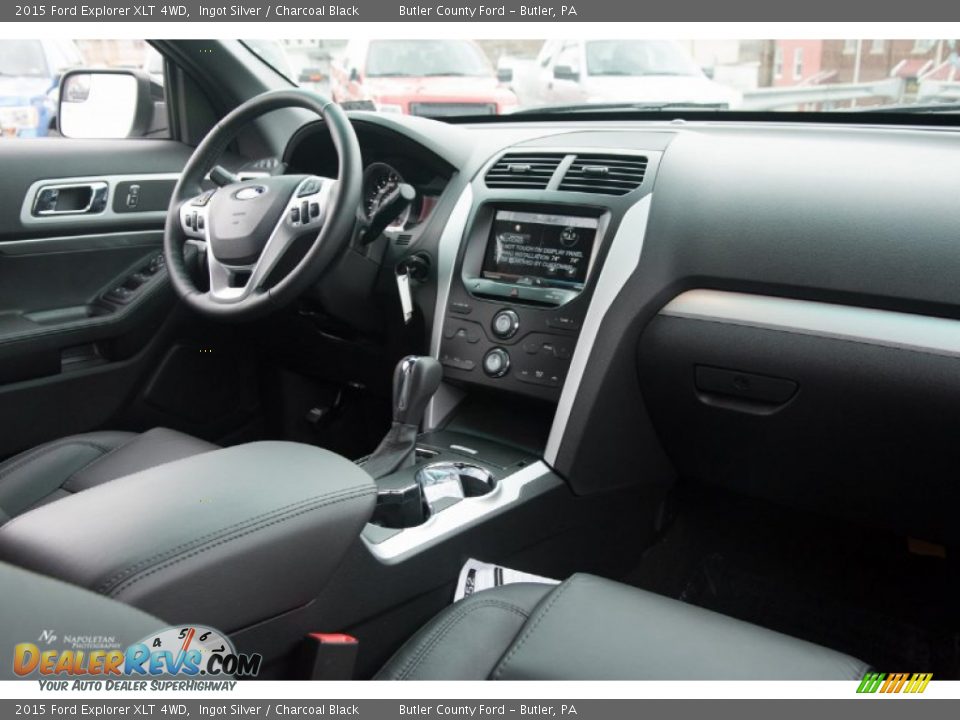 2015 Ford Explorer XLT 4WD Ingot Silver / Charcoal Black Photo #8