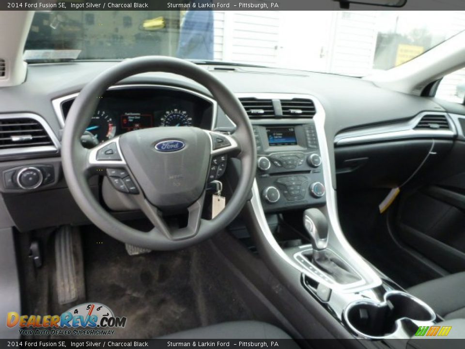 2014 Ford Fusion SE Ingot Silver / Charcoal Black Photo #10