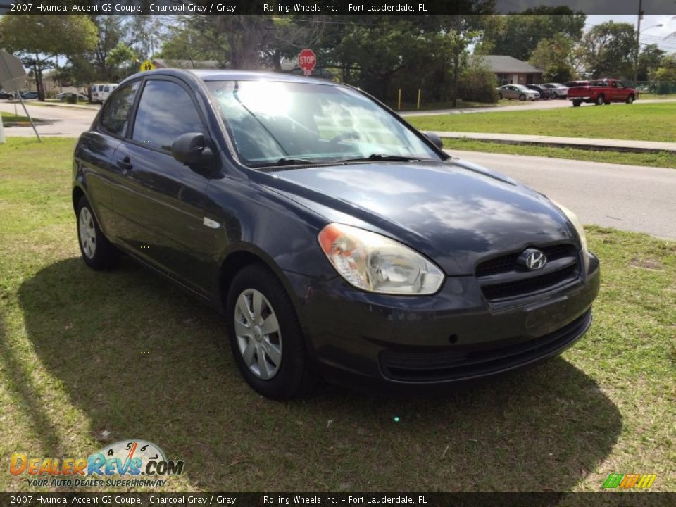 2007 Hyundai Accent GS Coupe Charcoal Gray / Gray Photo #1