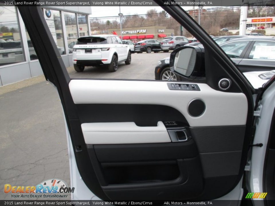 Door Panel of 2015 Land Rover Range Rover Sport Supercharged Photo #10