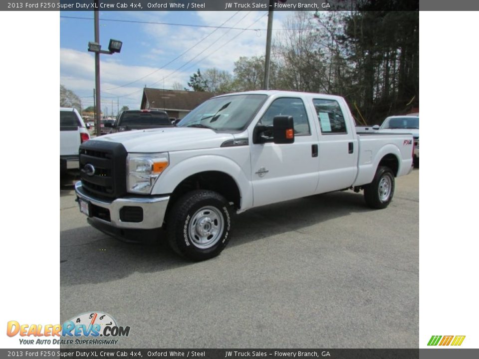 2013 Ford F250 Super Duty XL Crew Cab 4x4 Oxford White / Steel Photo #2