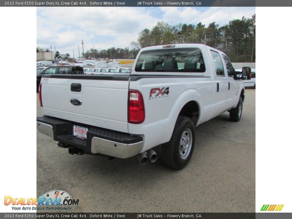 2013 Ford F250 Super Duty XL Crew Cab 4x4 Oxford White / Steel Photo #7