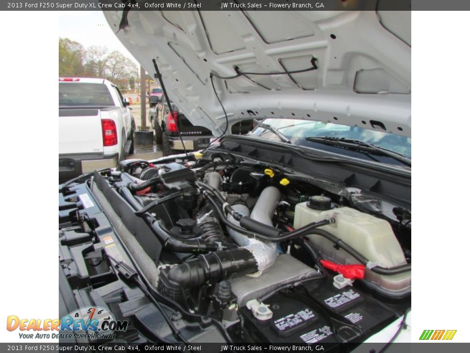 2013 Ford F250 Super Duty XL Crew Cab 4x4 Oxford White / Steel Photo #14