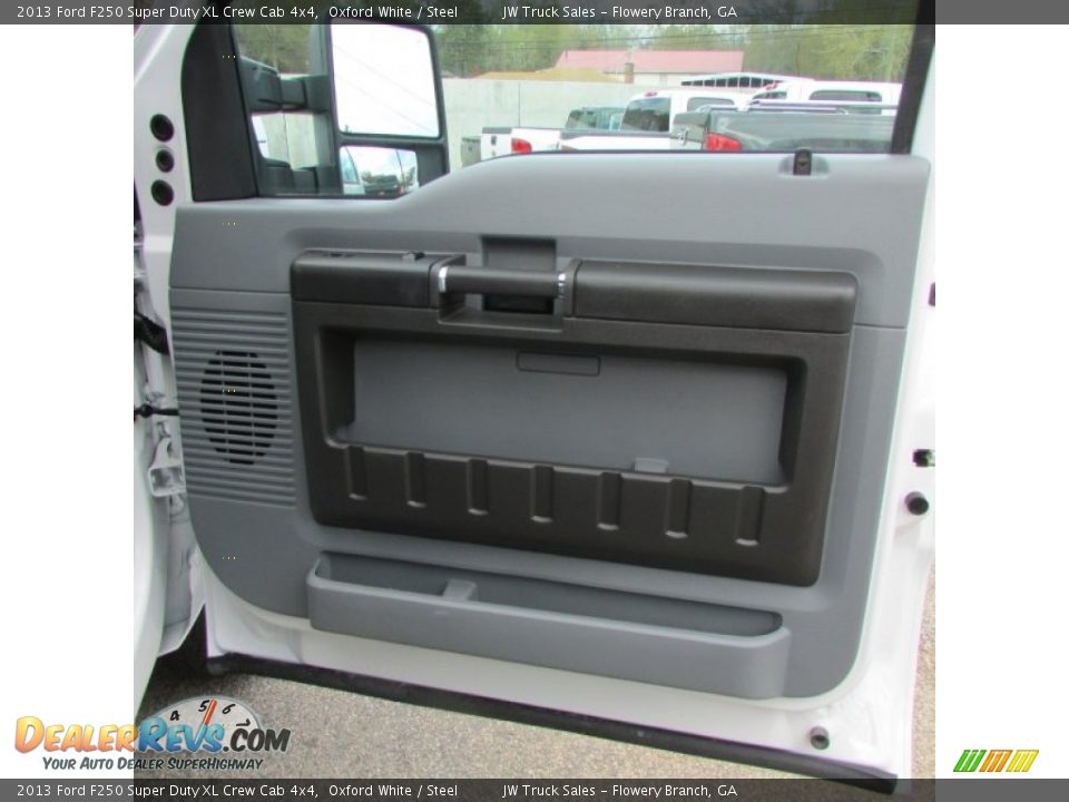 2013 Ford F250 Super Duty XL Crew Cab 4x4 Oxford White / Steel Photo #16