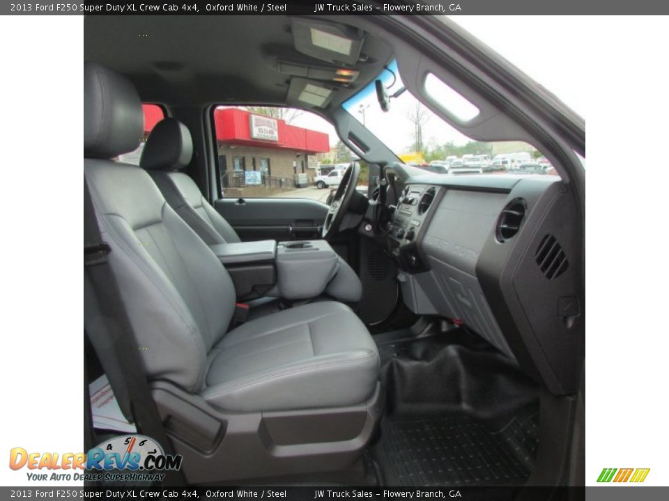 2013 Ford F250 Super Duty XL Crew Cab 4x4 Oxford White / Steel Photo #19