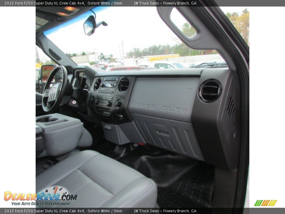 2013 Ford F250 Super Duty XL Crew Cab 4x4 Oxford White / Steel Photo #20