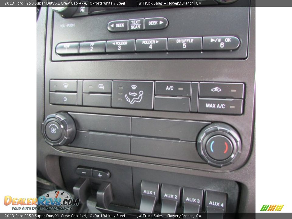 2013 Ford F250 Super Duty XL Crew Cab 4x4 Oxford White / Steel Photo #25