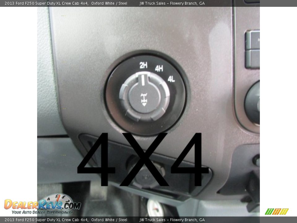 2013 Ford F250 Super Duty XL Crew Cab 4x4 Oxford White / Steel Photo #28