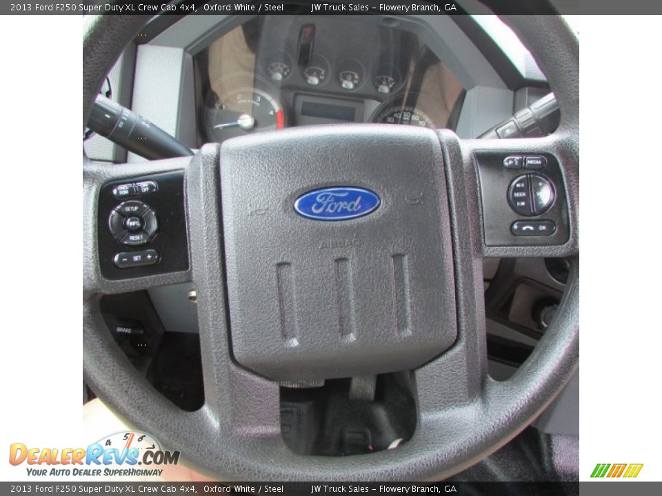 2013 Ford F250 Super Duty XL Crew Cab 4x4 Oxford White / Steel Photo #34