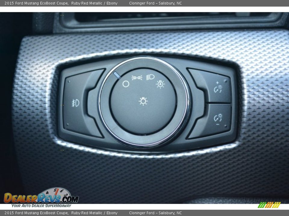 Controls of 2015 Ford Mustang EcoBoost Coupe Photo #18