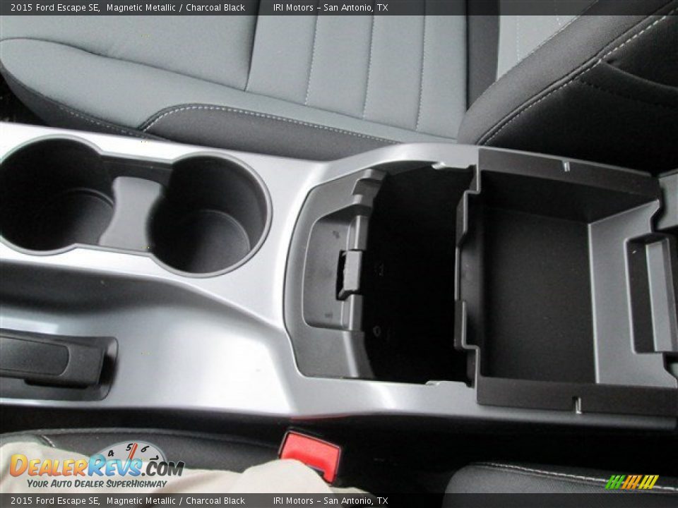 2015 Ford Escape SE Magnetic Metallic / Charcoal Black Photo #23