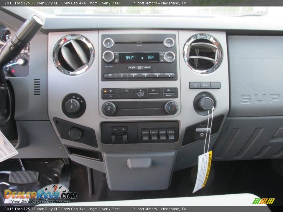 2015 Ford F250 Super Duty XLT Crew Cab 4x4 Ingot Silver / Steel Photo #28