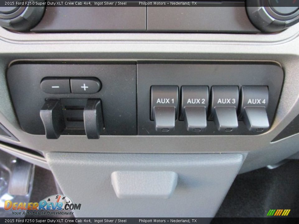 2015 Ford F250 Super Duty XLT Crew Cab 4x4 Ingot Silver / Steel Photo #31