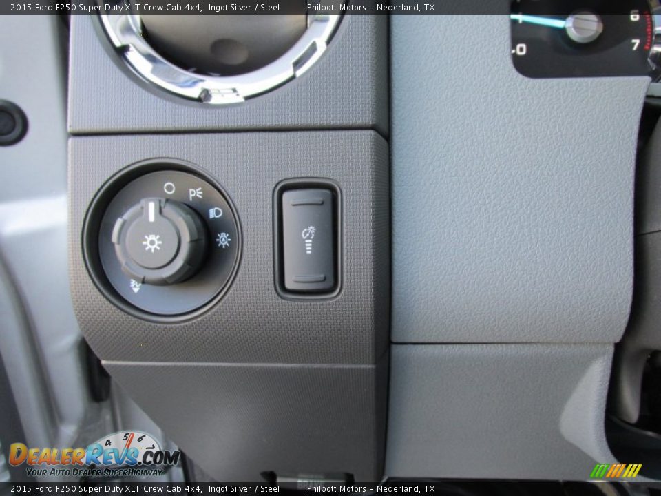 2015 Ford F250 Super Duty XLT Crew Cab 4x4 Ingot Silver / Steel Photo #36