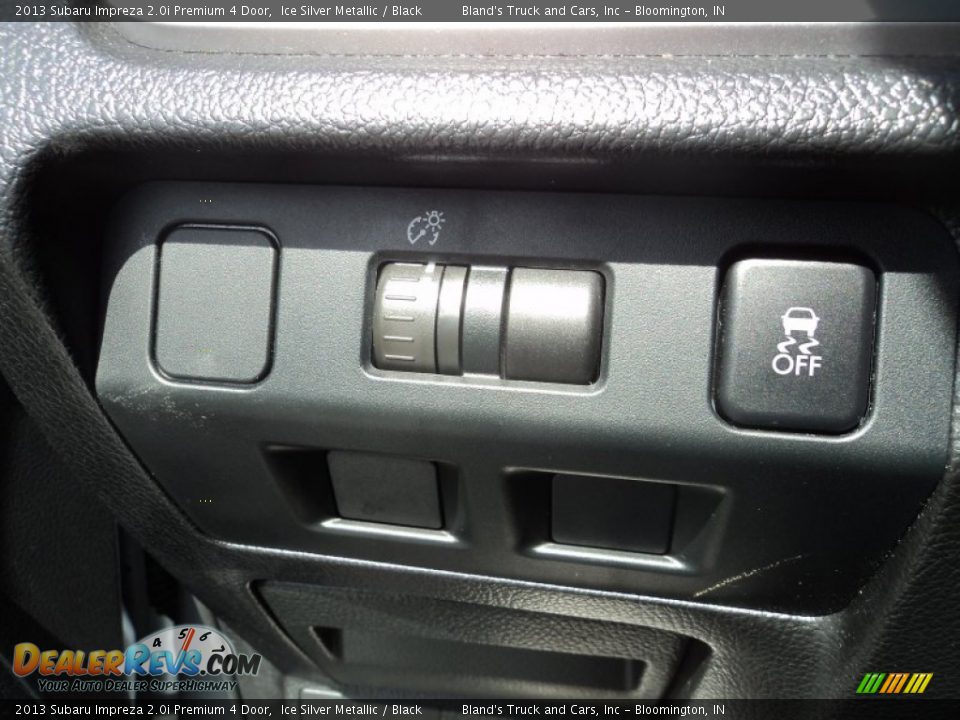 2013 Subaru Impreza 2.0i Premium 4 Door Ice Silver Metallic / Black Photo #12
