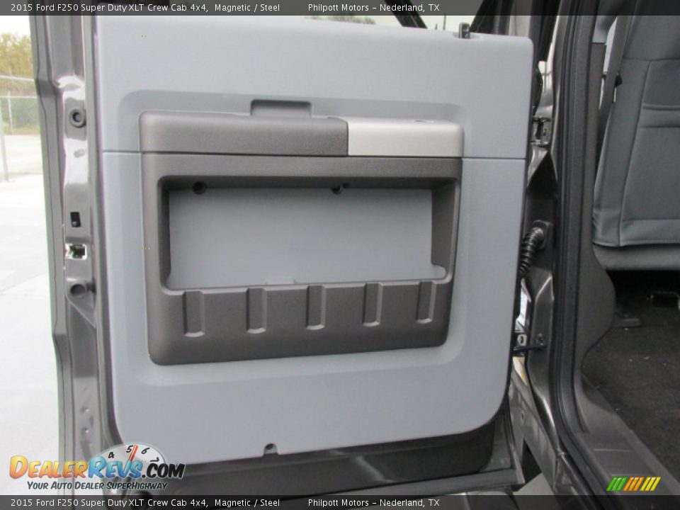 2015 Ford F250 Super Duty XLT Crew Cab 4x4 Magnetic / Steel Photo #20