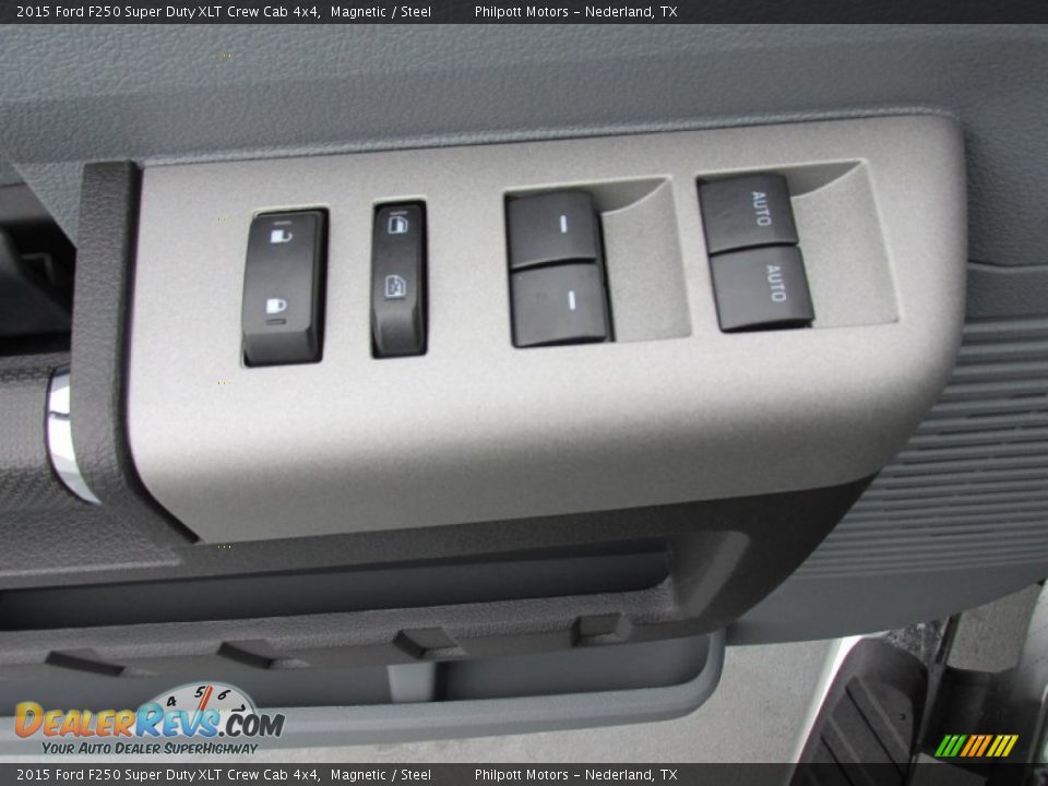 2015 Ford F250 Super Duty XLT Crew Cab 4x4 Magnetic / Steel Photo #24
