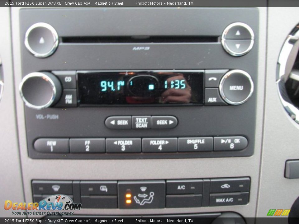 2015 Ford F250 Super Duty XLT Crew Cab 4x4 Magnetic / Steel Photo #29