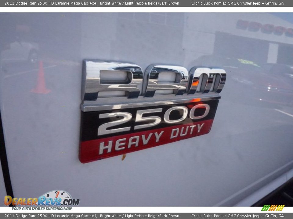 2011 Dodge Ram 2500 HD Laramie Mega Cab 4x4 Bright White / Light Pebble Beige/Bark Brown Photo #10