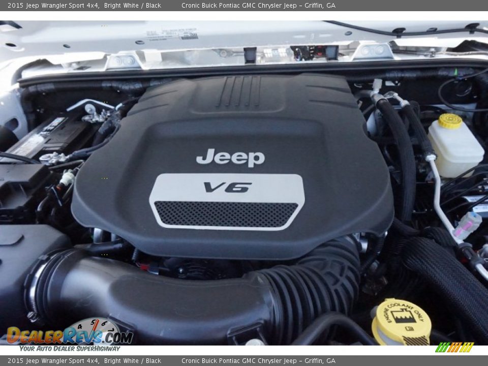 2015 Jeep Wrangler Sport 4x4 Bright White / Black Photo #13