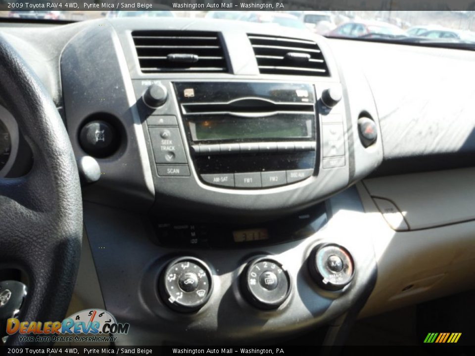 2009 Toyota RAV4 4WD Pyrite Mica / Sand Beige Photo #15