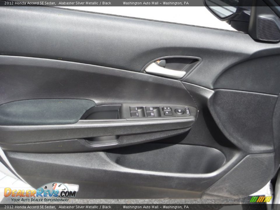 2012 Honda Accord SE Sedan Alabaster Silver Metallic / Black Photo #12