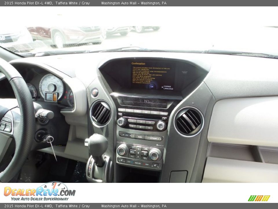 2015 Honda Pilot EX-L 4WD Taffeta White / Gray Photo #18