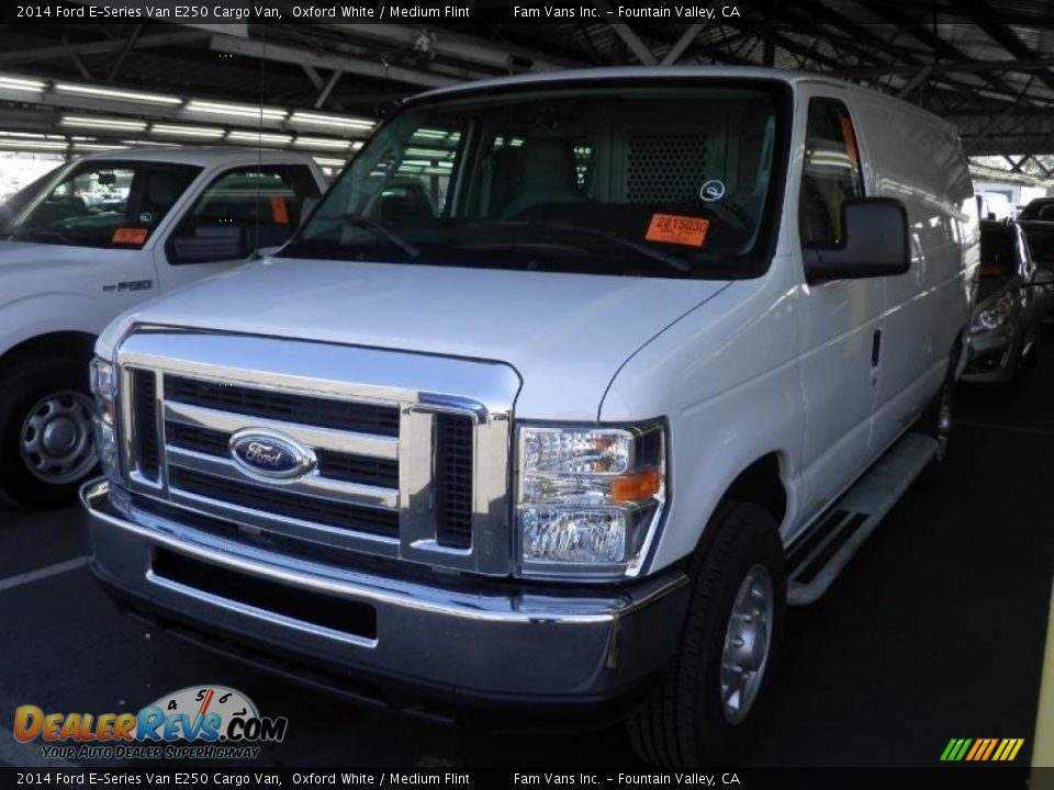 2014 Ford E-Series Van E250 Cargo Van Oxford White / Medium Flint Photo #1