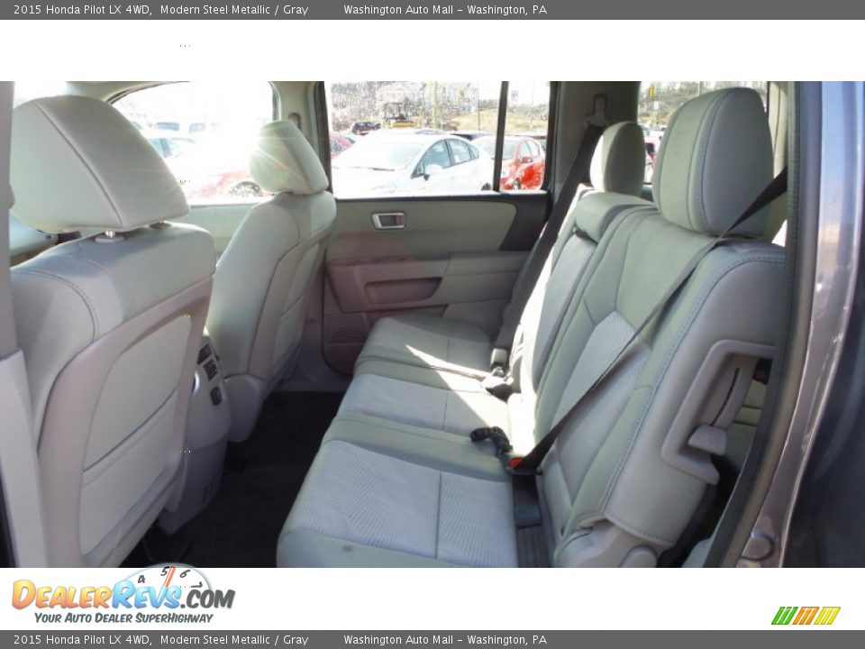 2015 Honda Pilot LX 4WD Modern Steel Metallic / Gray Photo #12