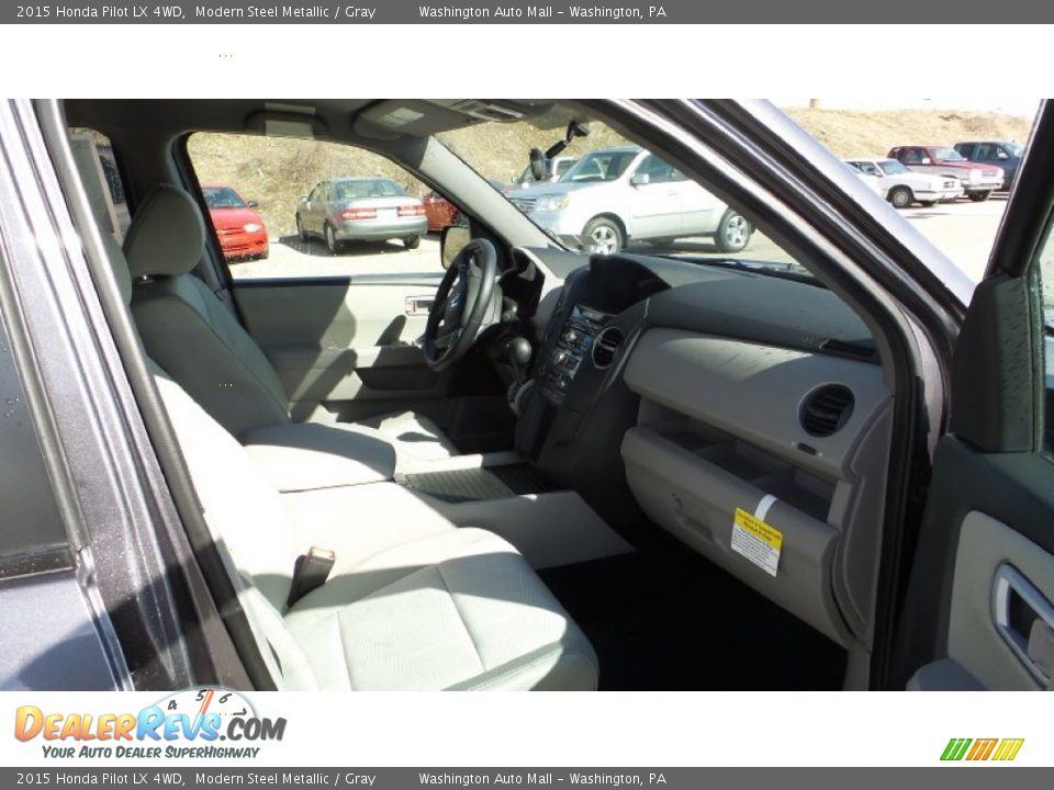 2015 Honda Pilot LX 4WD Modern Steel Metallic / Gray Photo #17