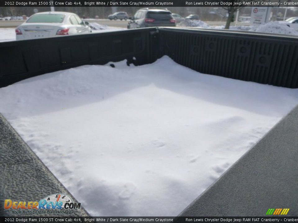 2012 Dodge Ram 1500 ST Crew Cab 4x4 Bright White / Dark Slate Gray/Medium Graystone Photo #6
