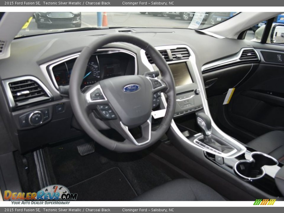 2015 Ford Fusion SE Tectonic Silver Metallic / Charcoal Black Photo #8