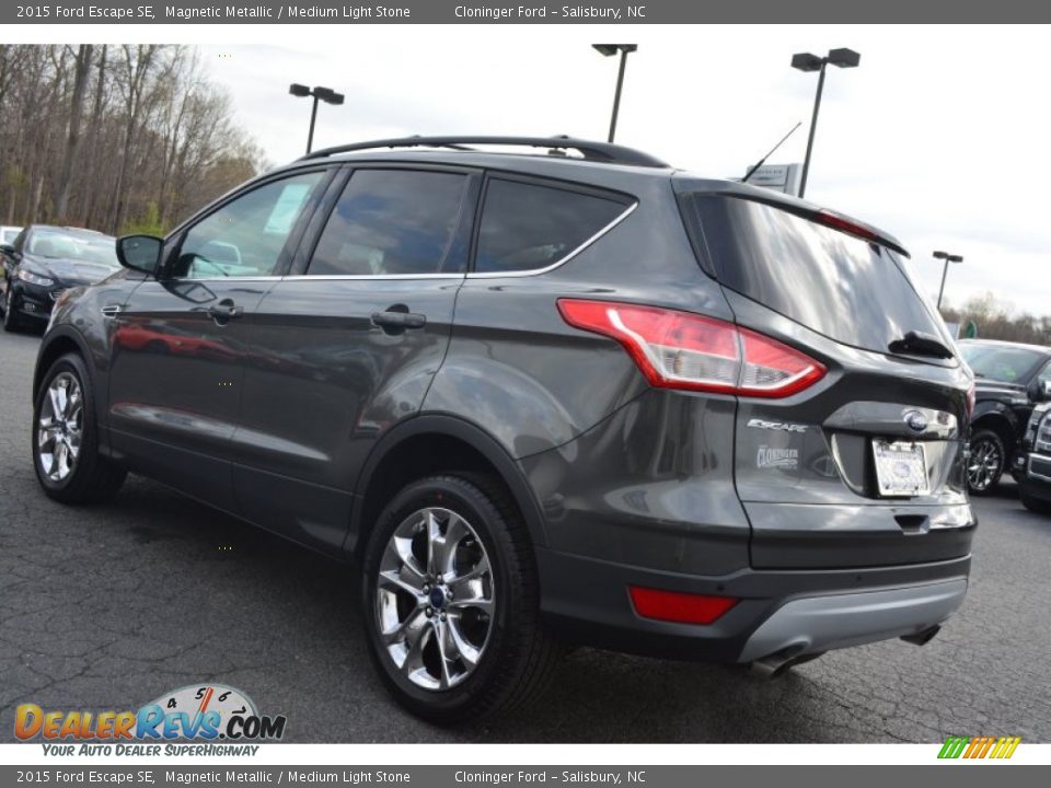 2015 Ford Escape SE Magnetic Metallic / Medium Light Stone Photo #26