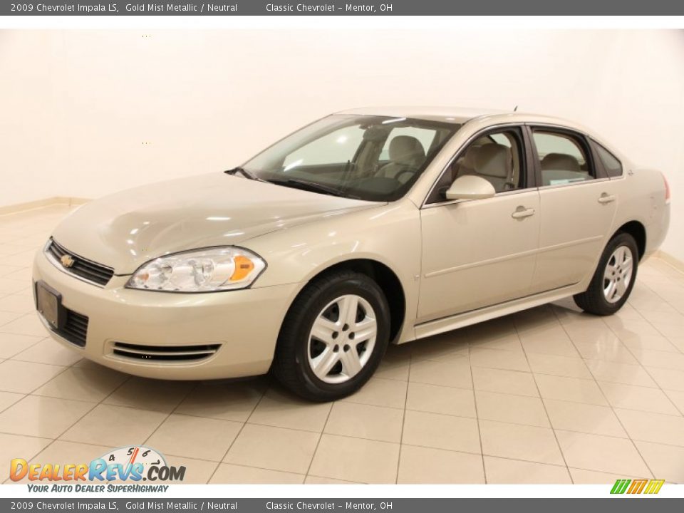 Front 3/4 View of 2009 Chevrolet Impala LS Photo #3
