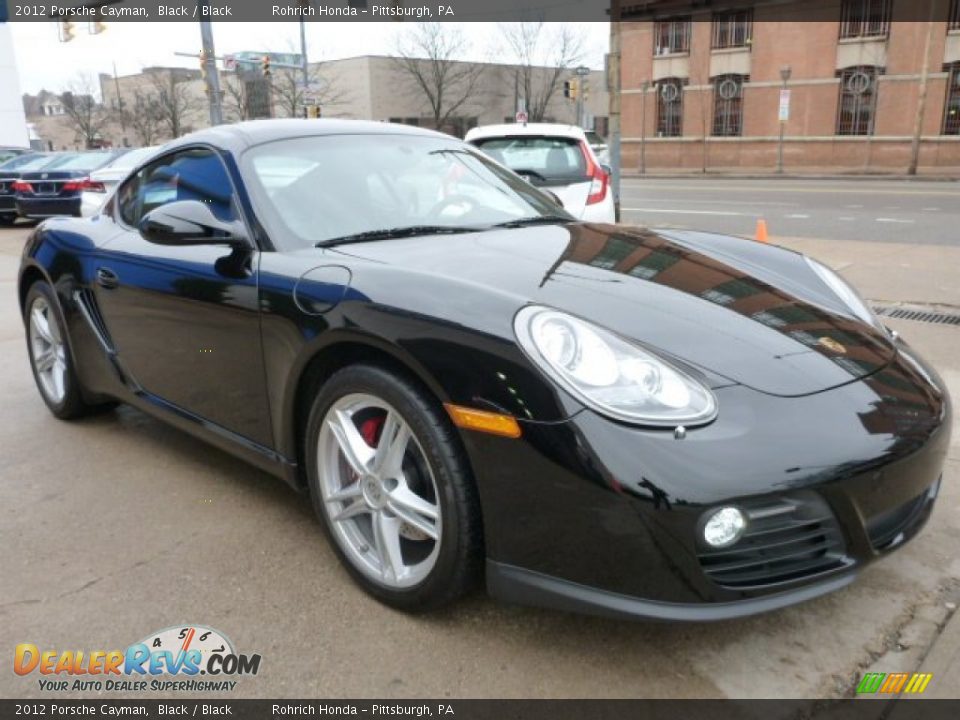 Front 3/4 View of 2012 Porsche Cayman  Photo #3