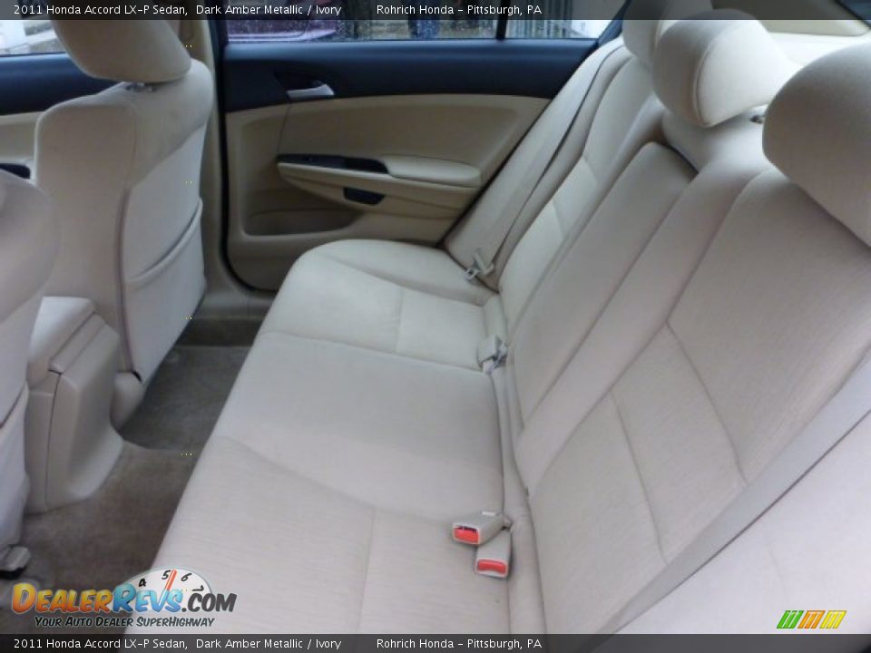 2011 Honda Accord LX-P Sedan Dark Amber Metallic / Ivory Photo #5
